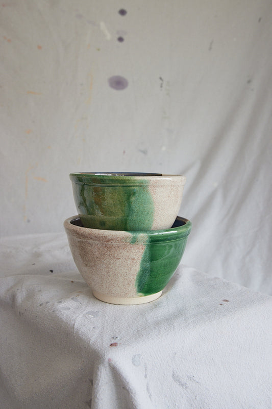 Set of two Ceramic Nesting Bowls