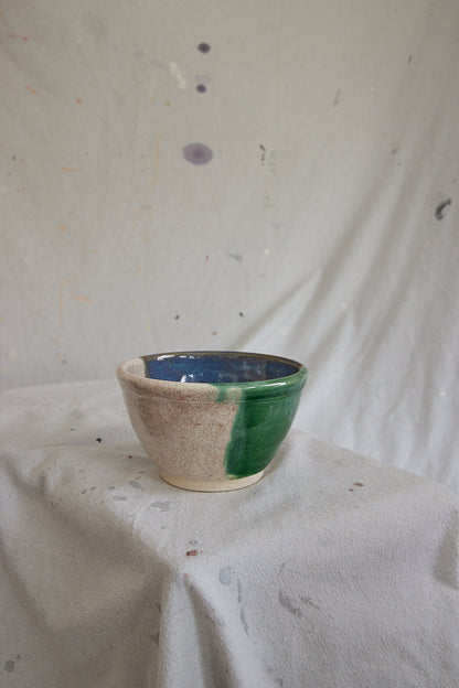 Set of two Ceramic Nesting Bowls